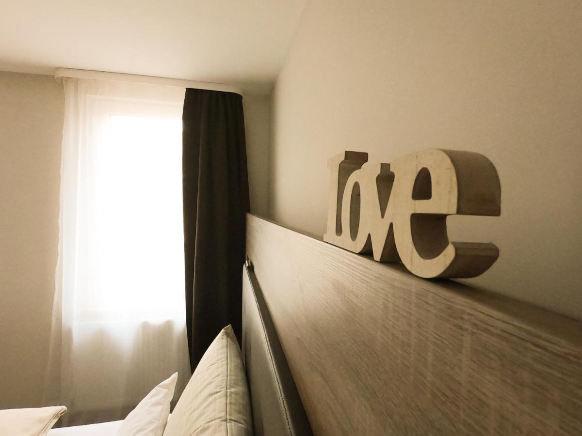 Hotel Langhans Abstatt Bagian luar foto