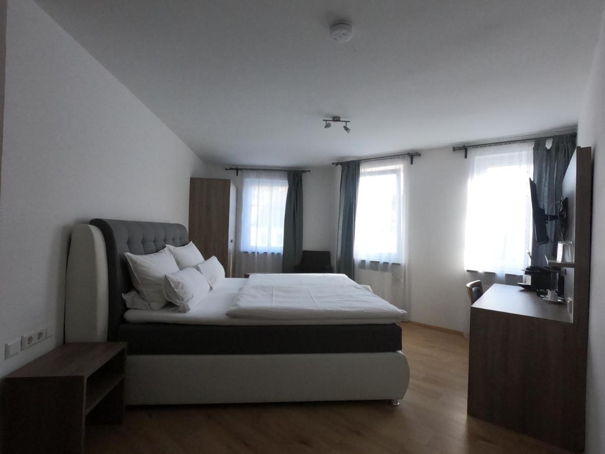 Hotel Langhans Abstatt Bagian luar foto