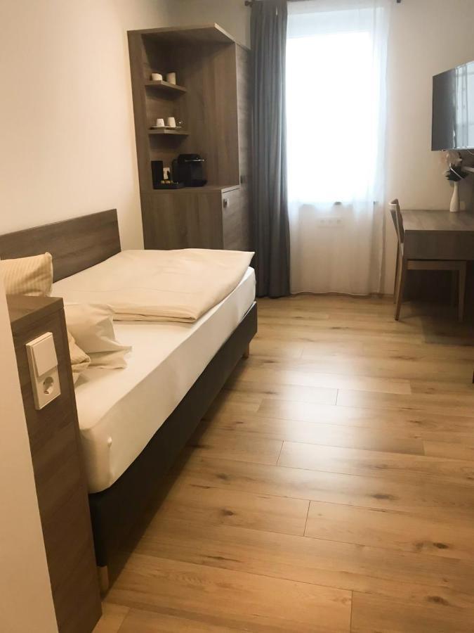 Hotel Langhans Abstatt Bagian luar foto